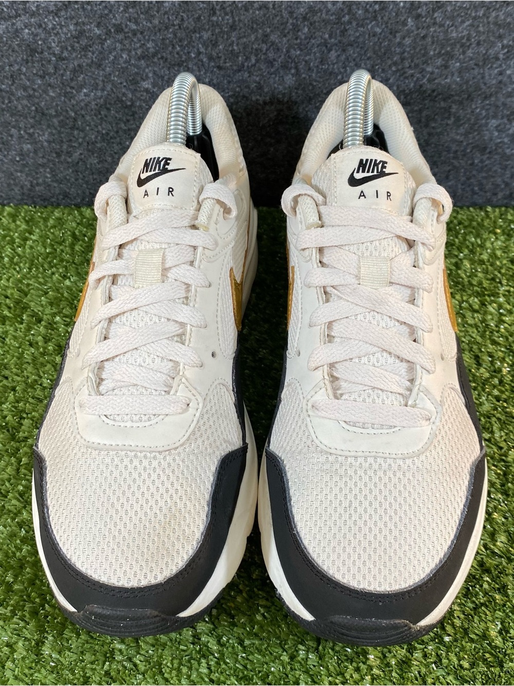 Nike Air Max SC Running Sneakers Women’s Size 9.5 White Gold Black DV6842-001